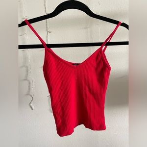 Red v neck cropped tank top